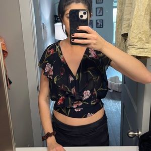 floral print crop blouse